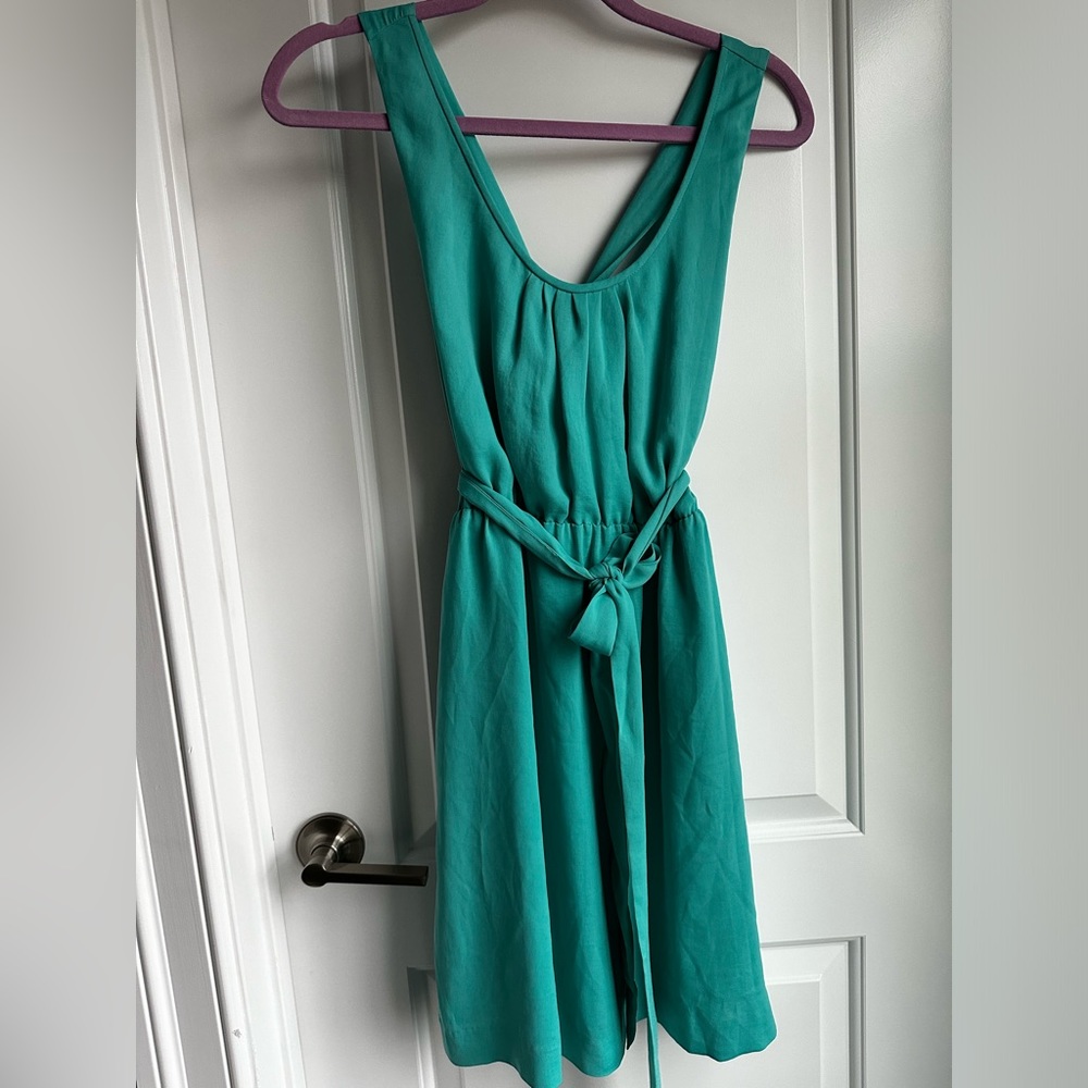 Banana Republic belted dress with strappy back and pockets